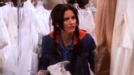Courteney Cox in Friends | Image via Warner Bros. Television